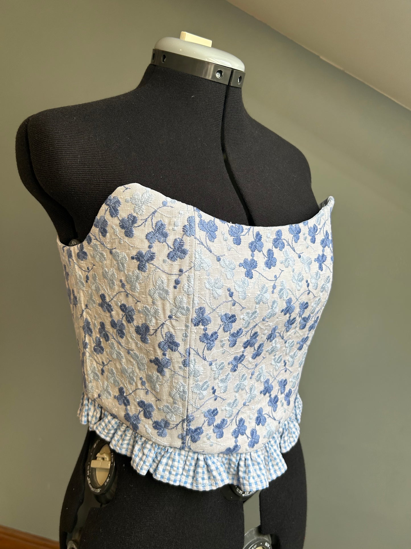 Sweet pea Corset top - size M/12