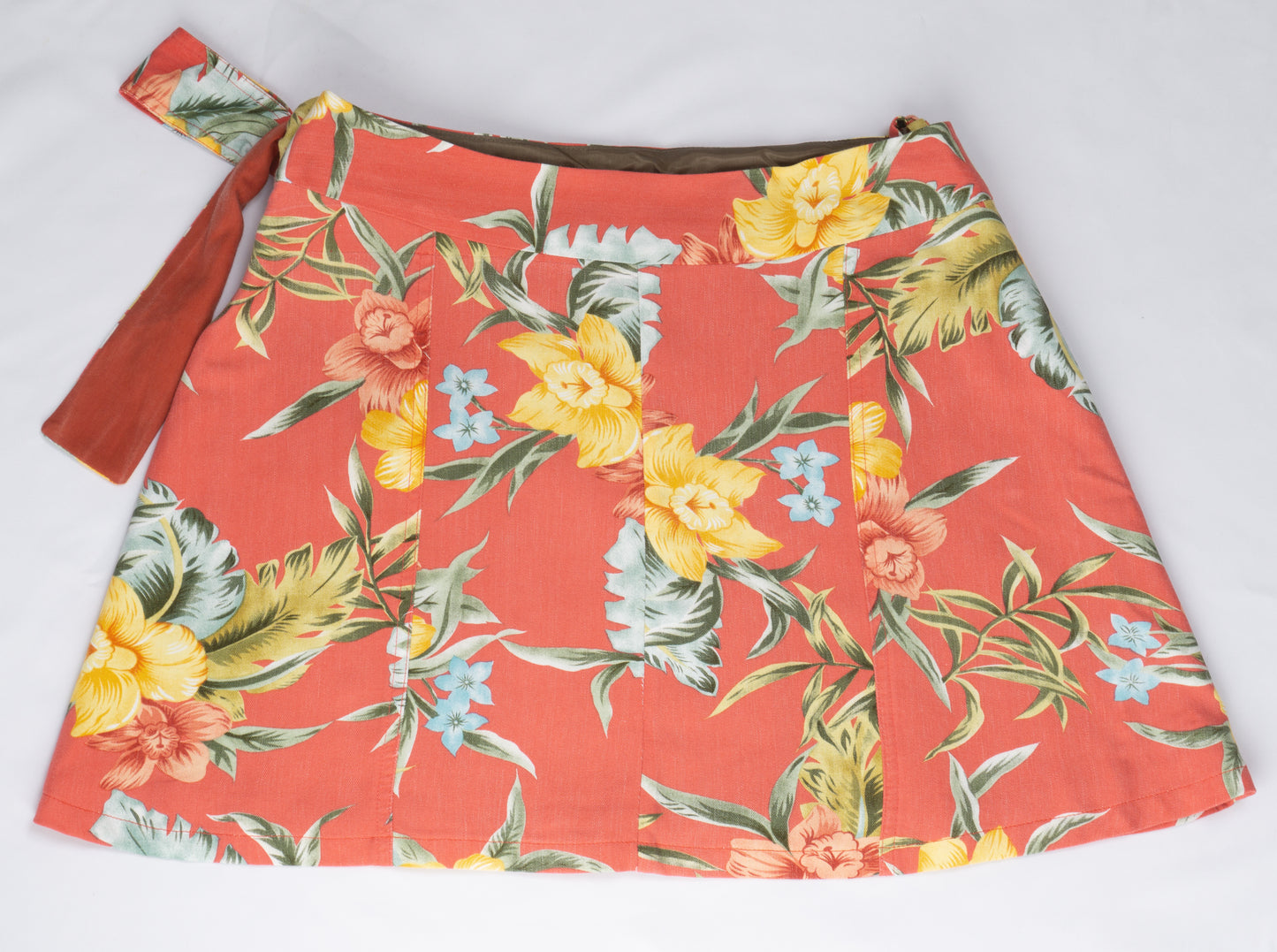 Cosmos skirt high waisted - size M/12