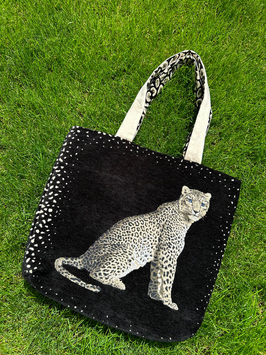 Reversible tote bag