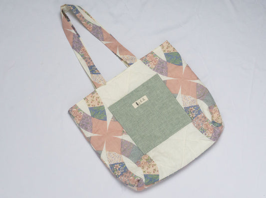 Reversible tote bag