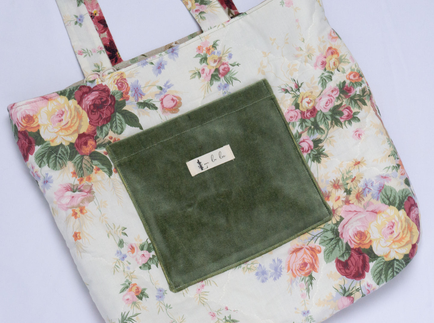 Reversible tote bag